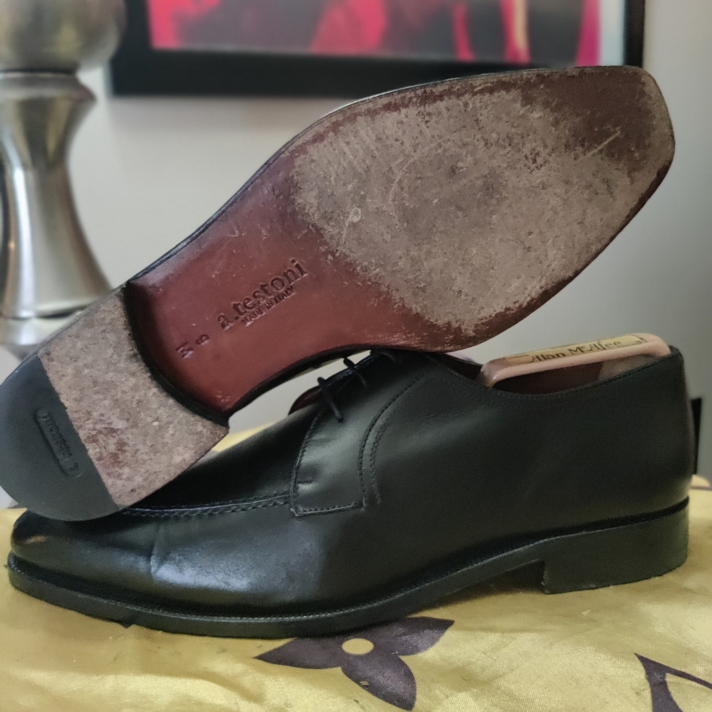 A. Testoni split toe derbys - Picture 12 of 12